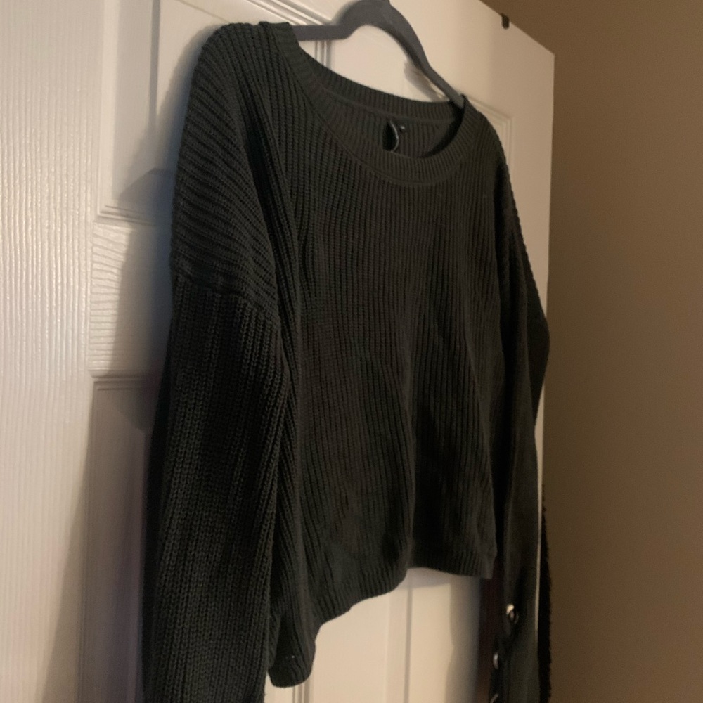 Bell sleeve sweater!